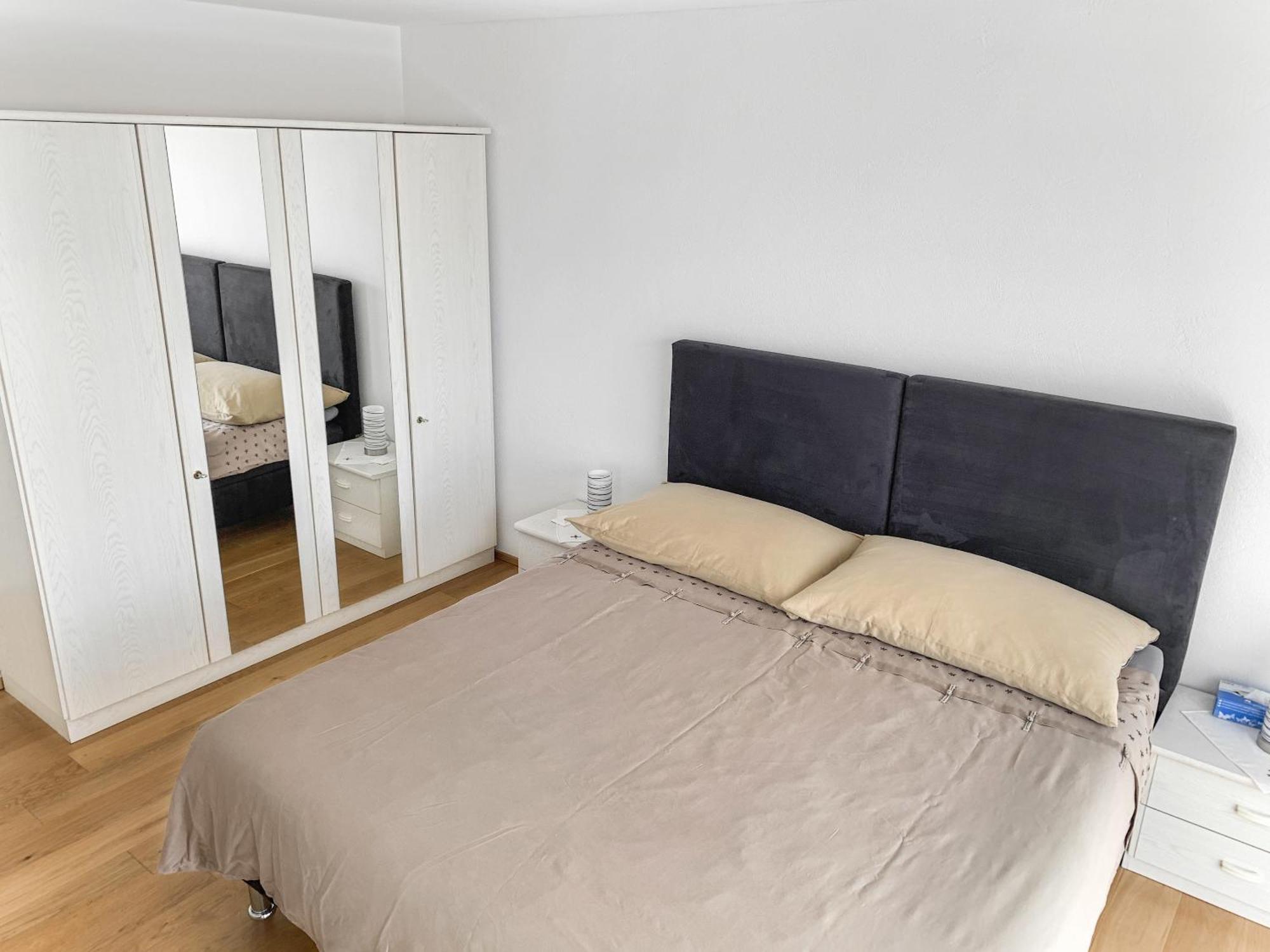 Haus Zur Lilie Hotel Hinwil ภายนอก รูปภาพ